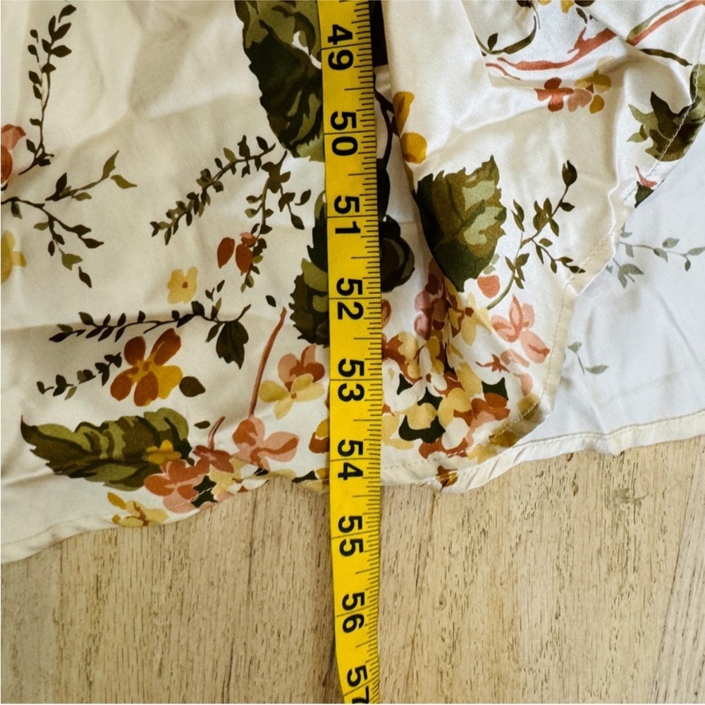 Reformation silk dress NWT - Picture 9 of 10